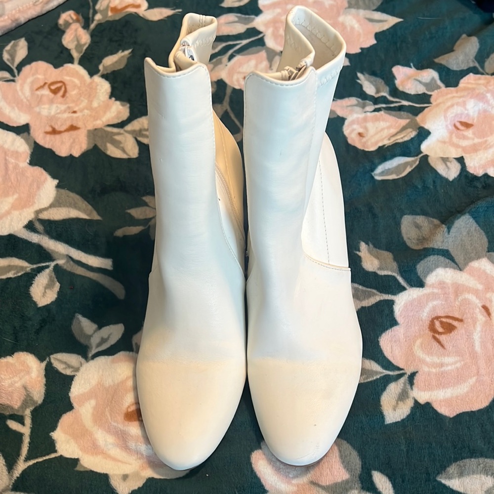 Top Moda White Booties